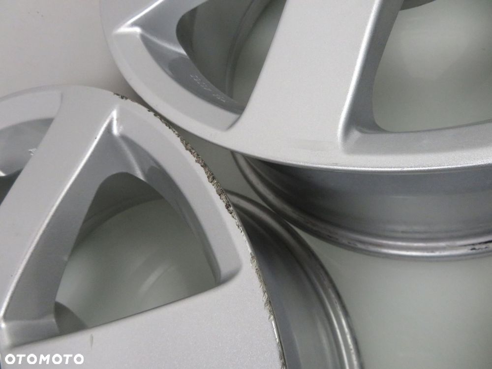Alufelgi 17'' BMW 3 5 7 5x120 ET30 8J - 7