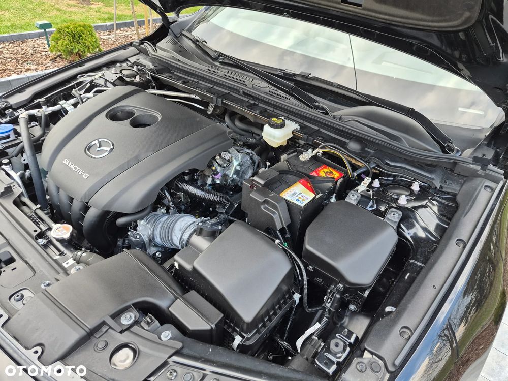 Mazda 3 SKYACTIV-G 2.0 M-Hybrid SELECTION - 25