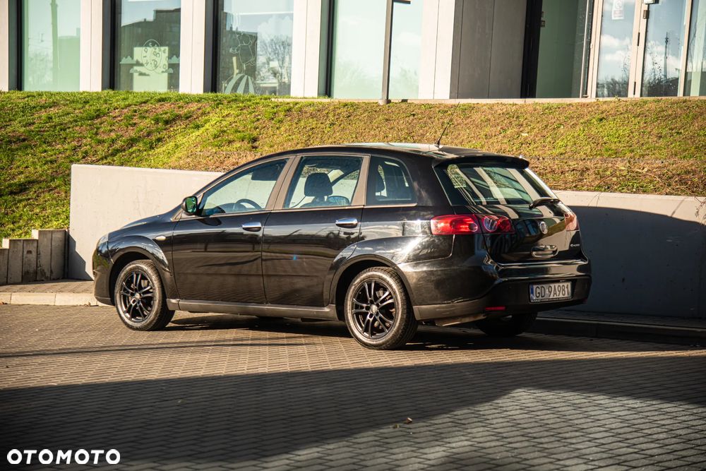 Fiat Croma 1.8 16V Active - 30