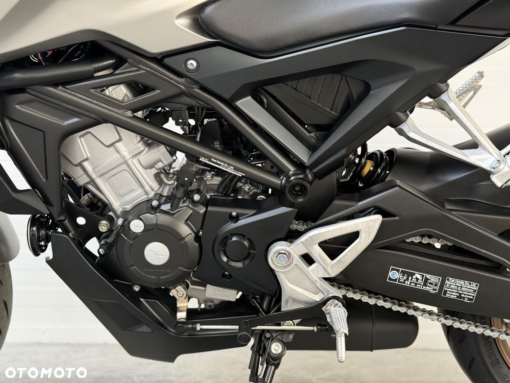 Honda CB - 31