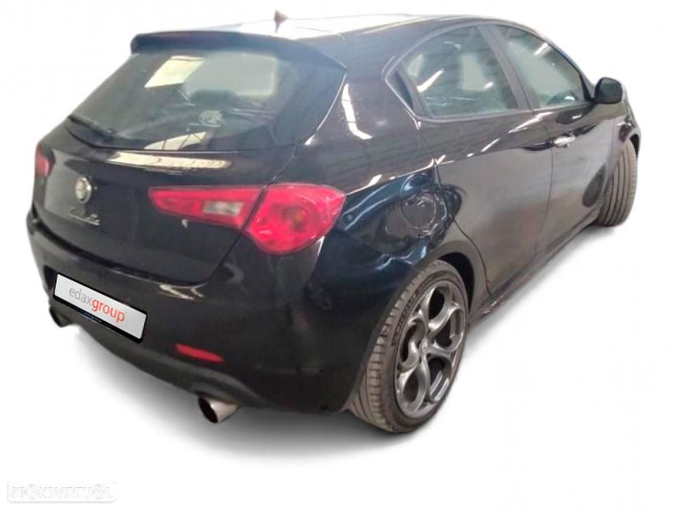 Alfa Romeo Giulietta - 2