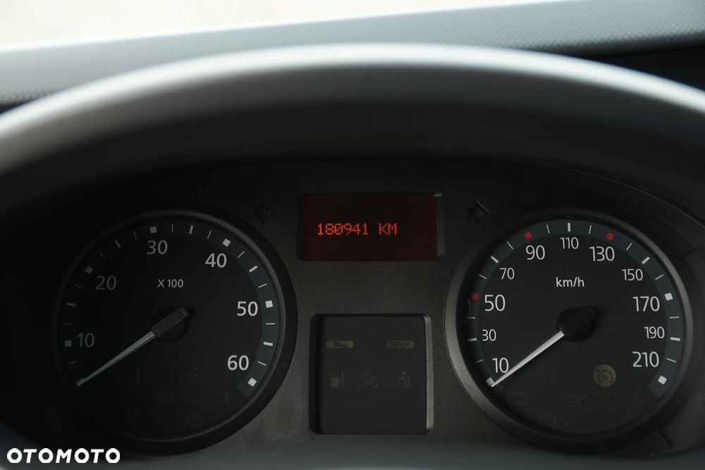 Renault Trafic - 31