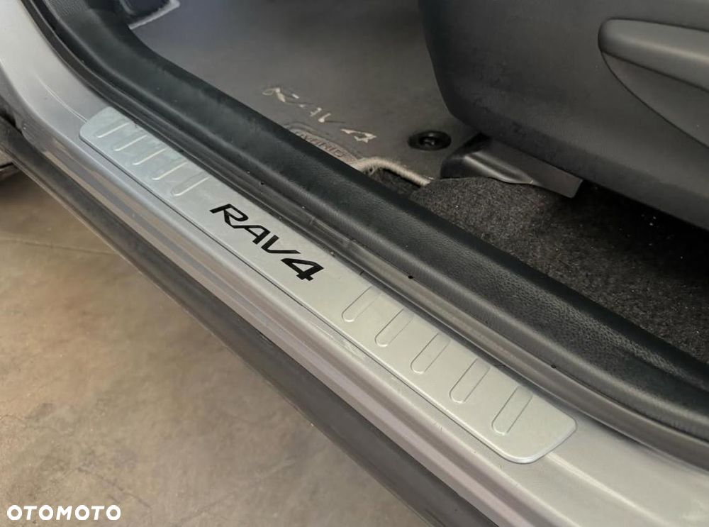 Toyota RAV4 2.5 4x4 Edition S+ - 9