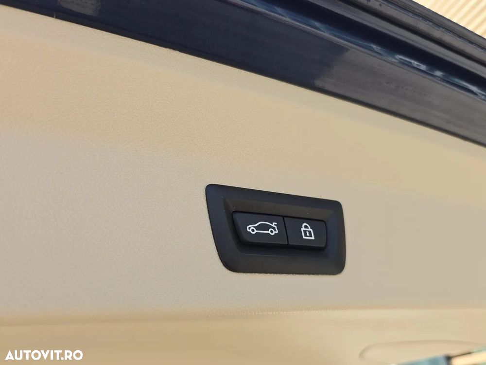 BMW X3 xDrive30i AT Luxury Line - 26
