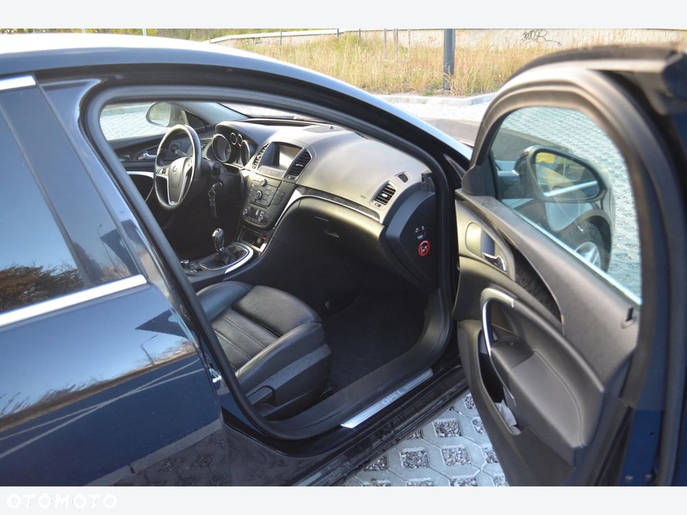 Opel Insignia - 13