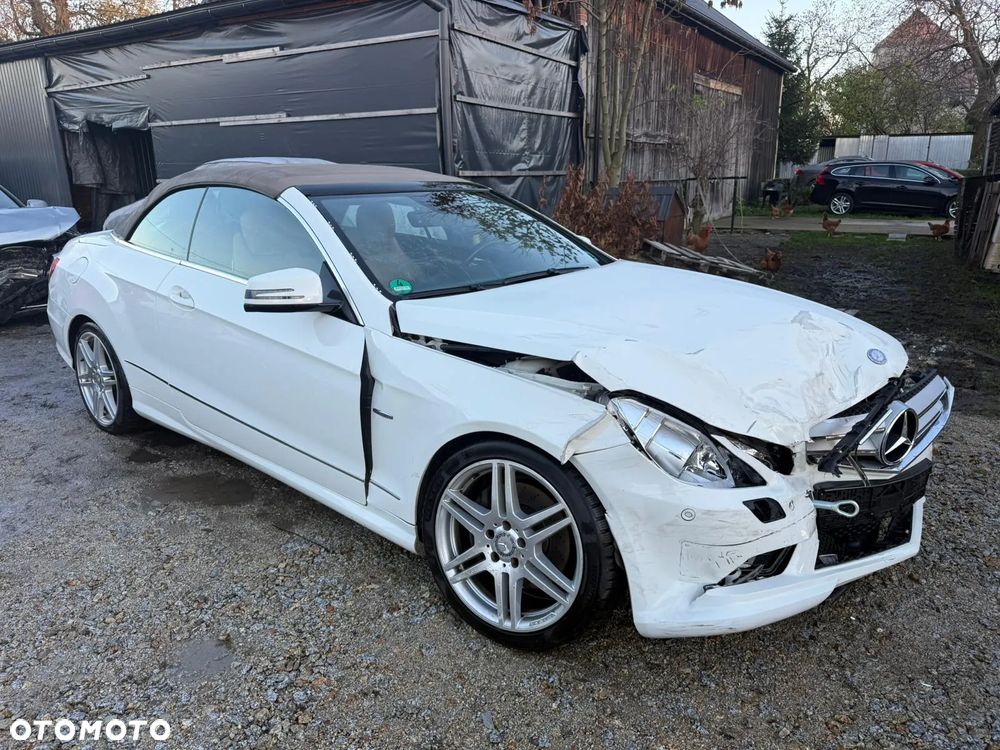 Mercedes-Benz Klasa E 250 Cabrio 7G-TRONIC Sport Edition - 17