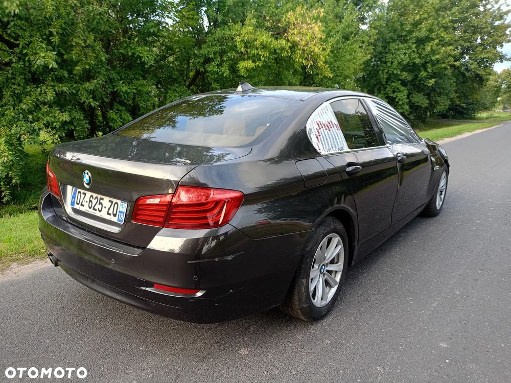 BMW Seria 5 518d Luxury Line - 3
