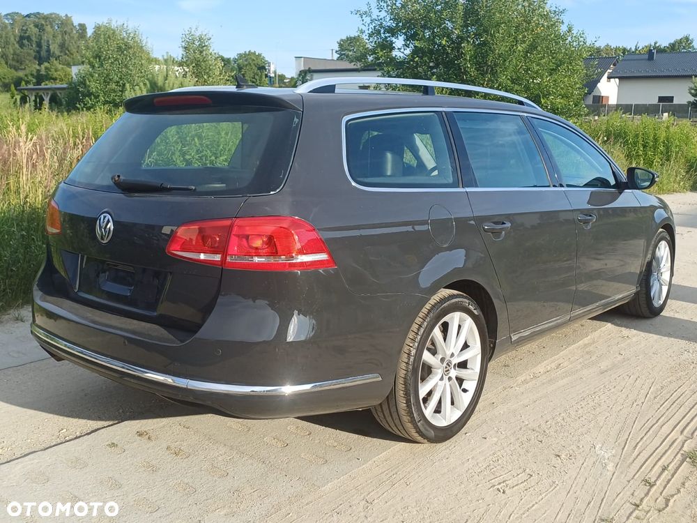 Volkswagen Passat 2.0 TDI DSG Highline - 3