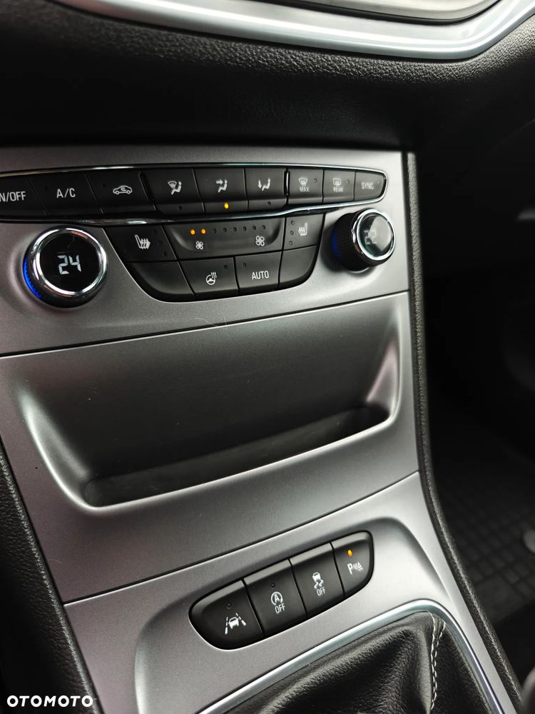 Opel Astra 1.6 CDTI Sport - 7