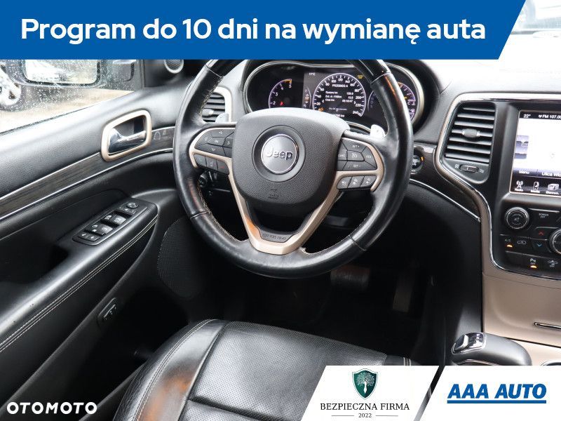Jeep Grand Cherokee - 8