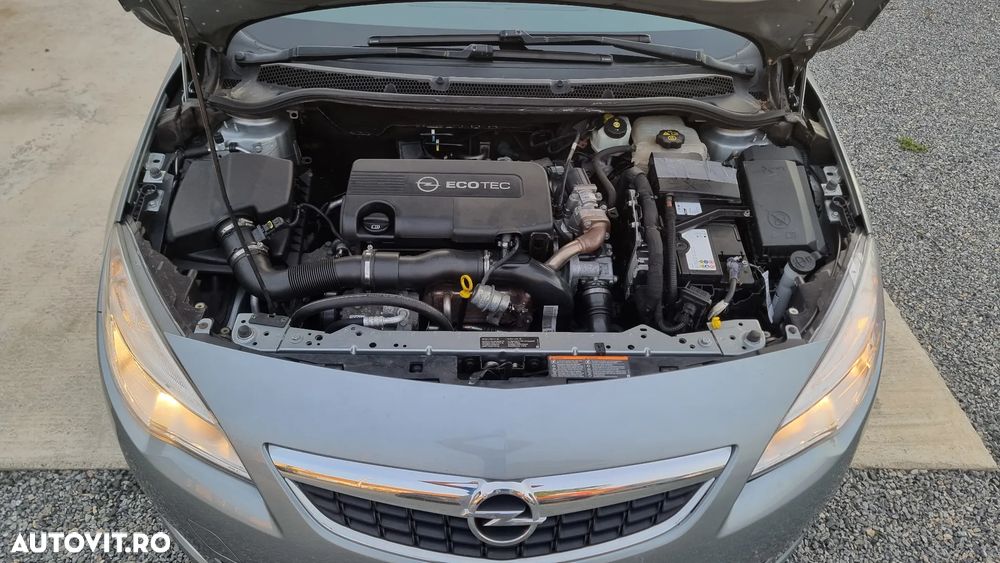 Opel Astra 1.7 CDTI DPF 150 Jahre - 13