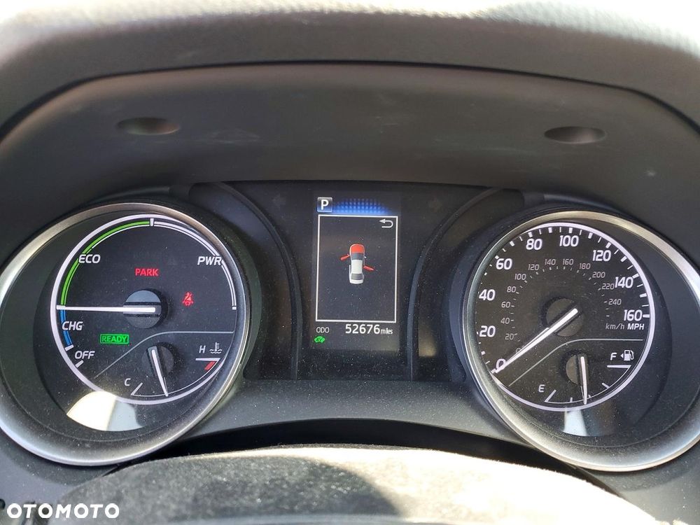 Toyota Camry - 10