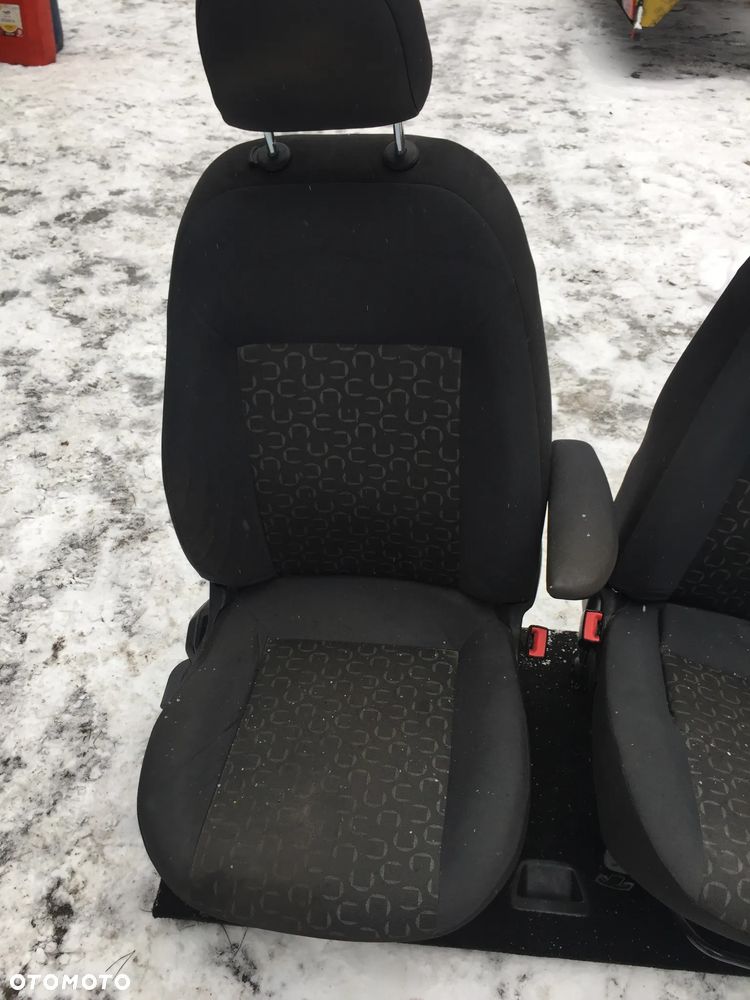 Fiat Doblo II - FOTELE PRZÓD (EUROPA) - Kierowcy, Pasażera (Prawy/Lewy) - Czarne - 4