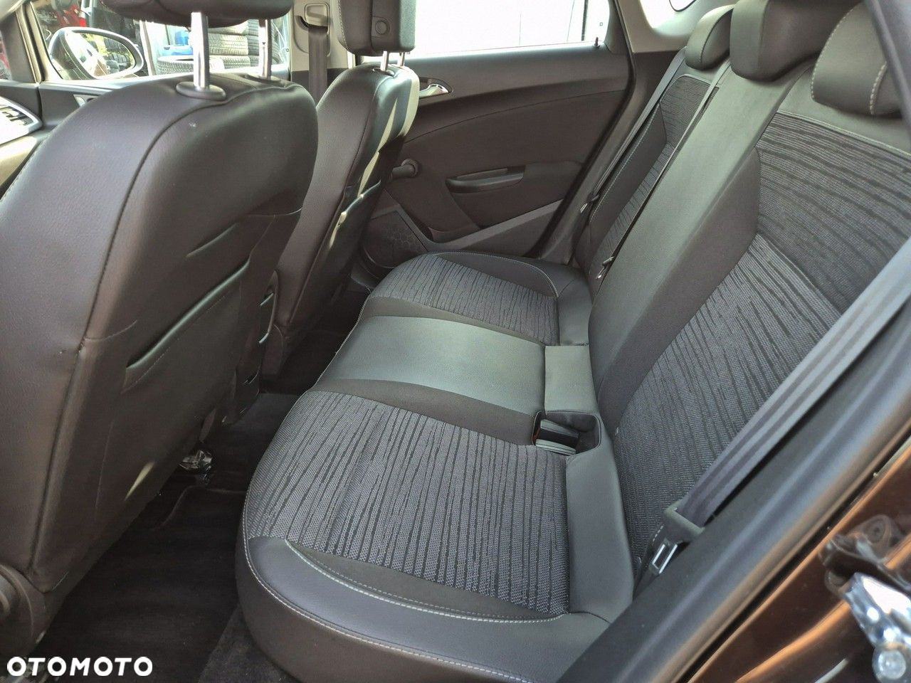 Opel Astra - 18