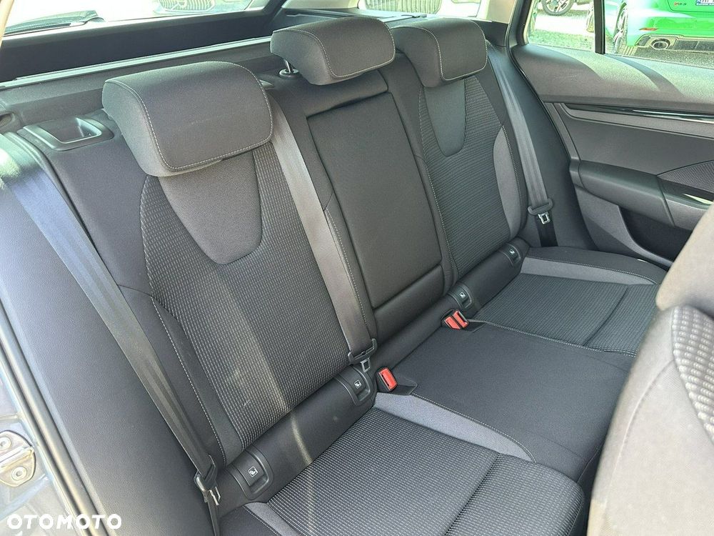 Skoda Octavia 2.0 TDI Ambition DSG - 19