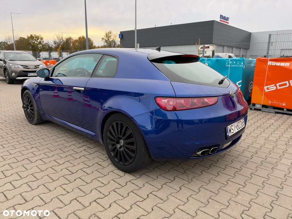Alfa Romeo Brera 2006 photo 4