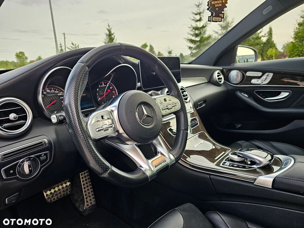 Mercedes-Benz Klasa C 63 AMG 9G - 15