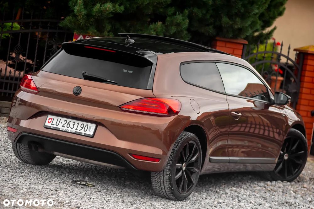 Volkswagen Scirocco 2.0 TSI BlueMotion Technology DSG Allstar - 12