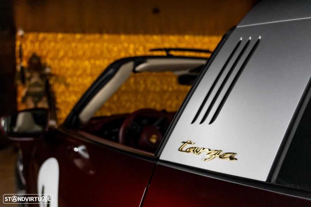 Porsche 911 (992) Targa 4S Heritage Design - 54