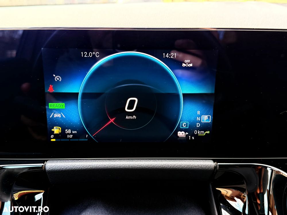 Mercedes-Benz GLA 250 e 8G-DCT Special Edition - 34