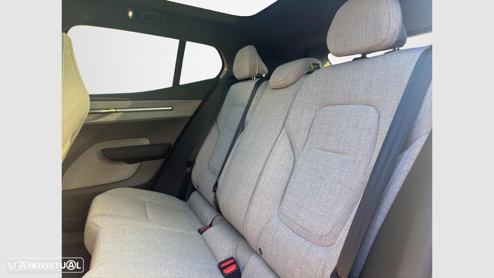 Volvo EX30 P5 Long Range Ultra - 16