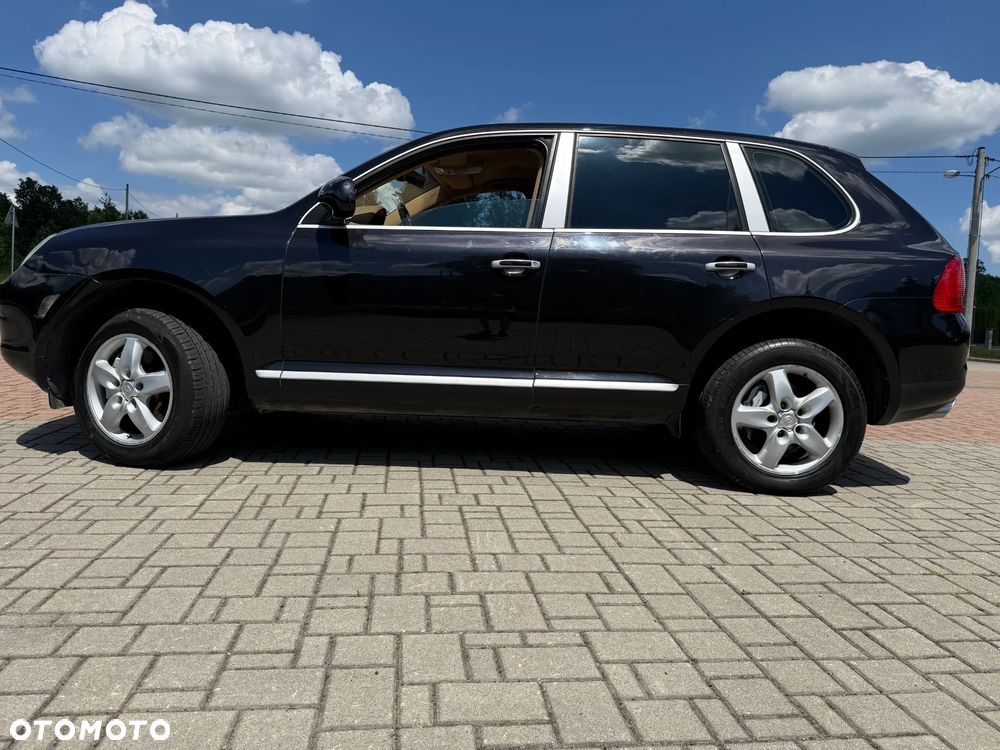 Porsche Cayenne - 8