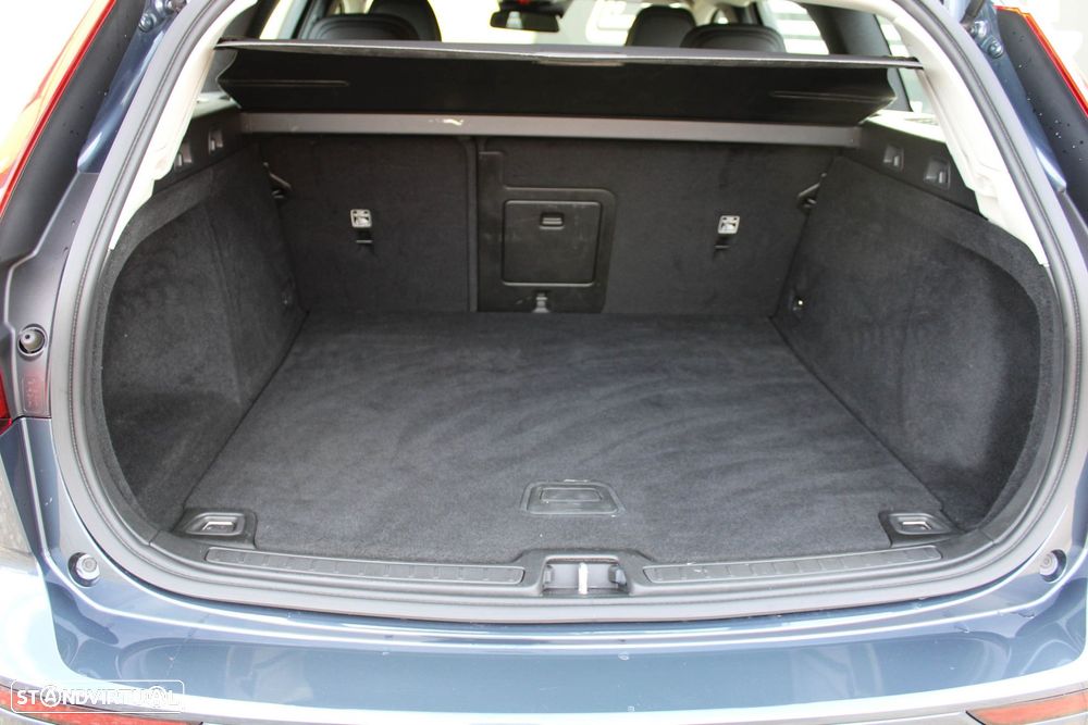 Volvo V60 2.0 D3 - 41