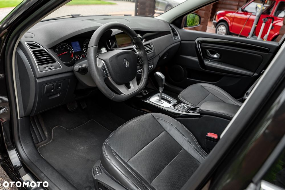 Renault Laguna 2.0 T Bose Edition - 19