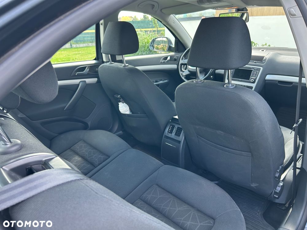 Skoda Octavia 1.8 TSI Family Plus - 18