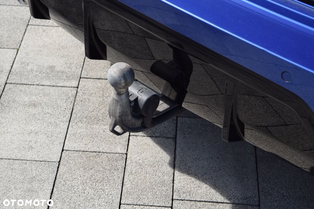 BMW Seria 3 320d xDrive M Sport sport - 36