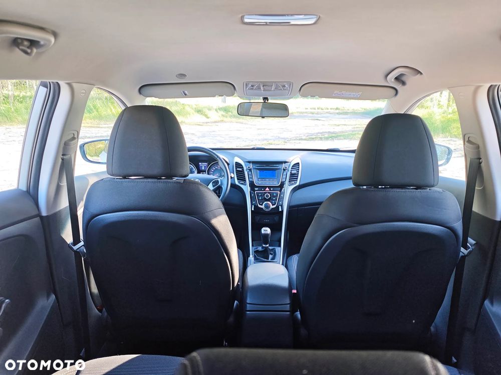 Hyundai i30 1.4 Trend - 19