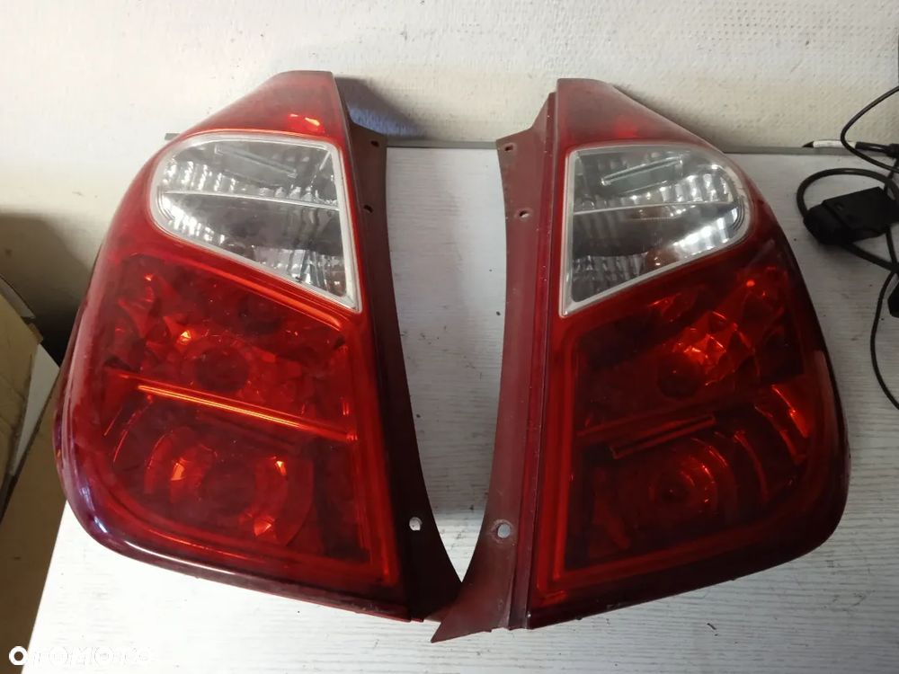 LAMPA TYLNA LEWA HYUNDAI I10 LIFT 11-13 - 1