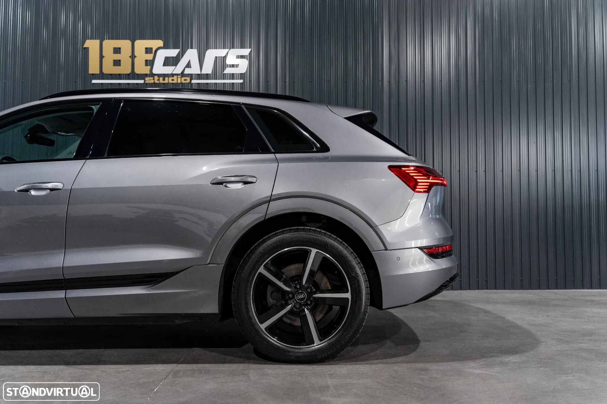 Audi e-tron 50 quattro S line - 33
