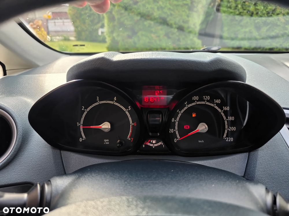 Ford Fiesta 1.25 Titanium - 13