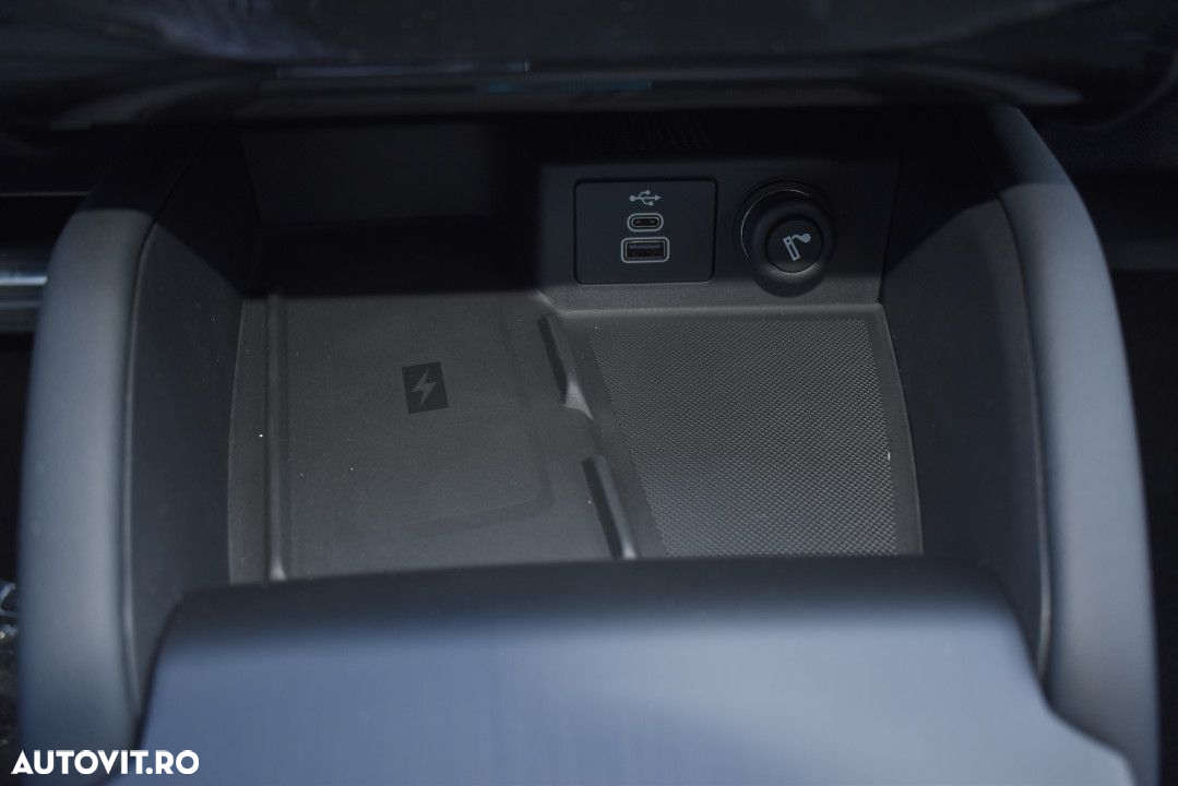 Ford Kuga - 35