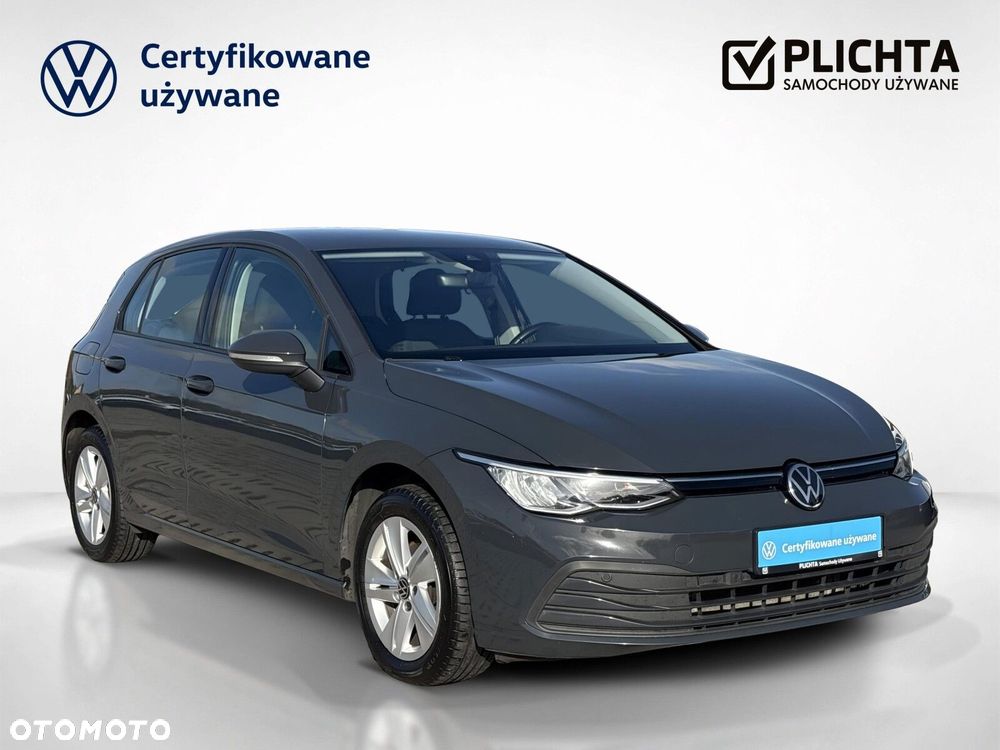 Volkswagen Golf - 8