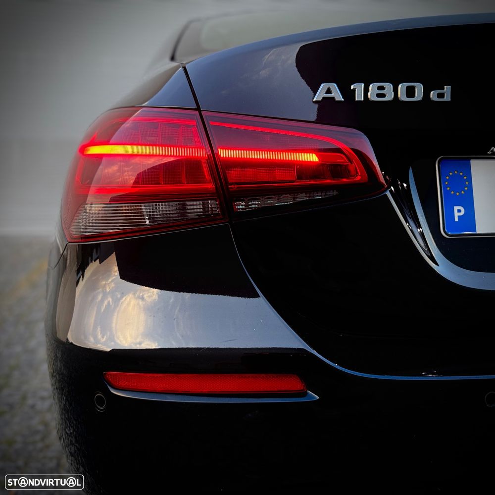 Mercedes-Benz A 180 Limousine d Style Plus Aut. - 9