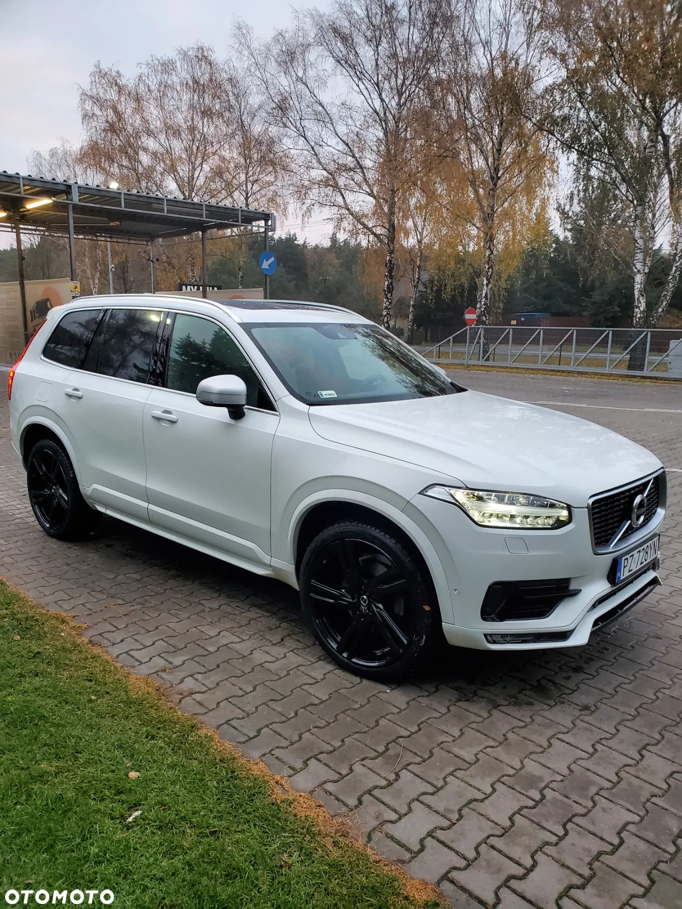 Volvo XC 90 D5 AWD R-Design - 8
