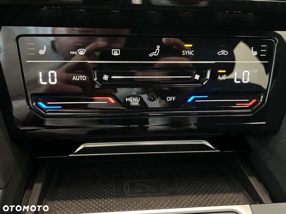 Volkswagen Arteon 2.0 TSI 4Motion R DSG - 30