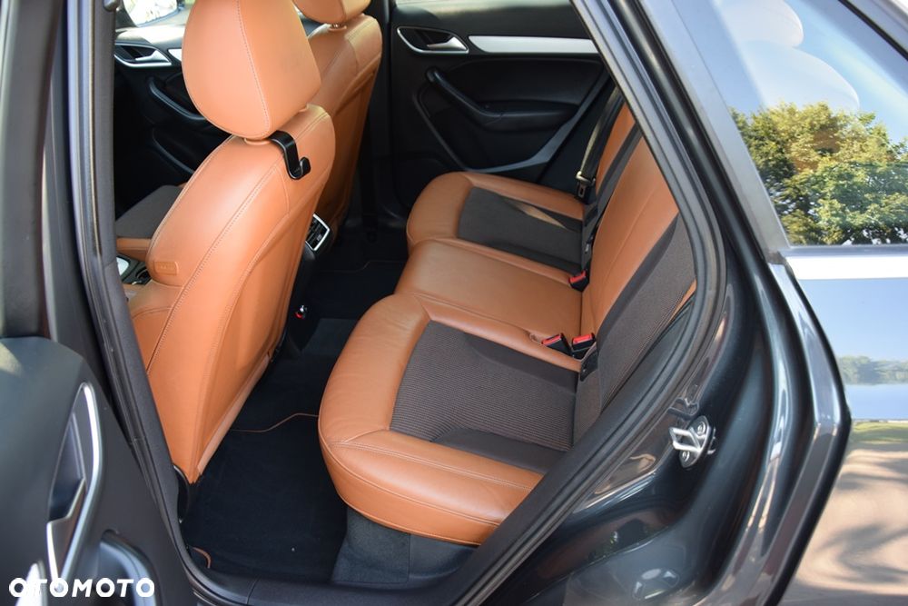 Audi Q3 2.0 TDI Quattro S tronic sport - 14