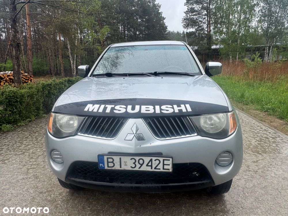 Mitsubishi L200 2.5 DID Intense + - 2