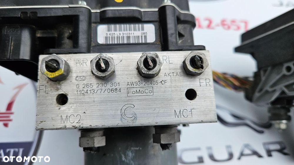 Jaguar XJ 351 2010-2015 USA Pompa hamulcowa ABS Sterownik pompy AW93-2C405-CF - 2