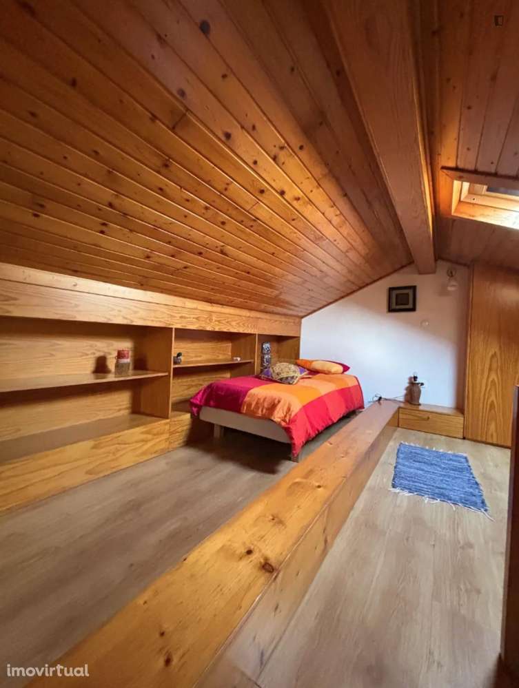 Quarto - localizado em Paranhos Porto - Grande imagem: 2/32