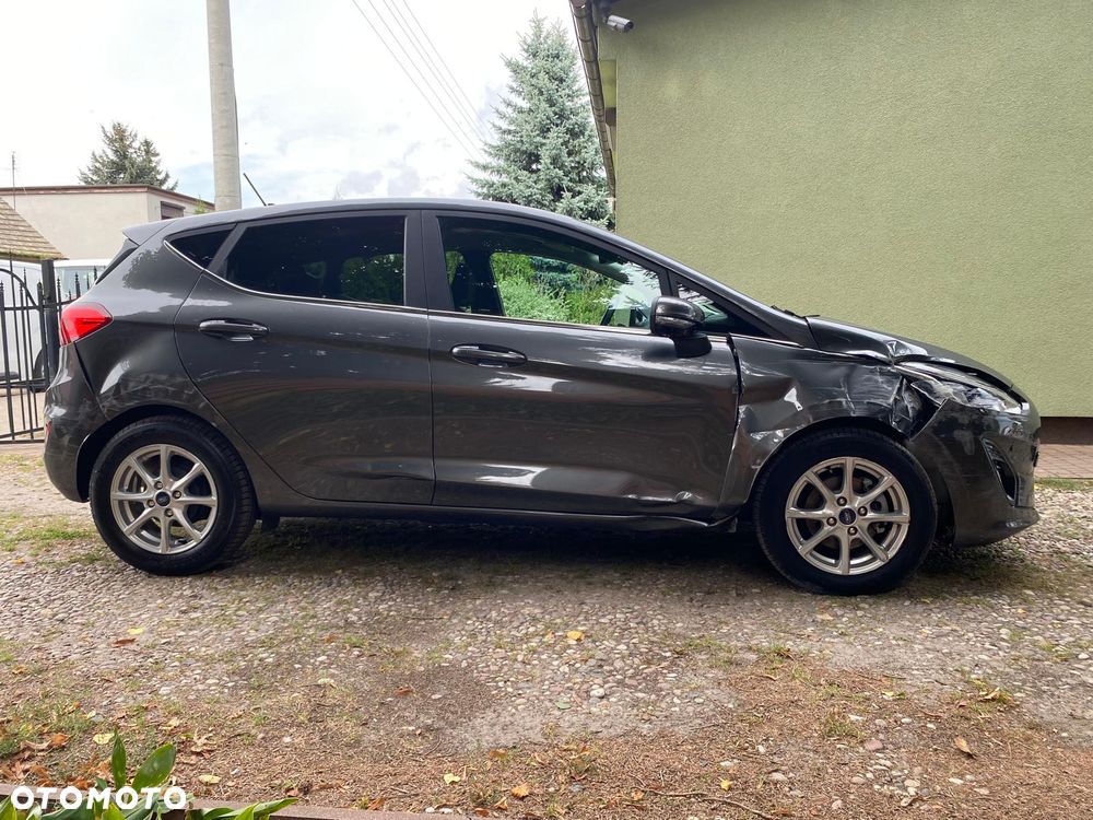 Ford Fiesta 1.0 EcoBoost Hybrid S&S TITANIUM VIGNALE - 5