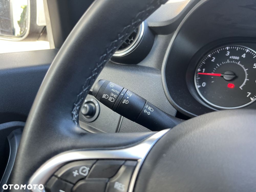 Dacia Duster 1.6 SCe Essential - 24