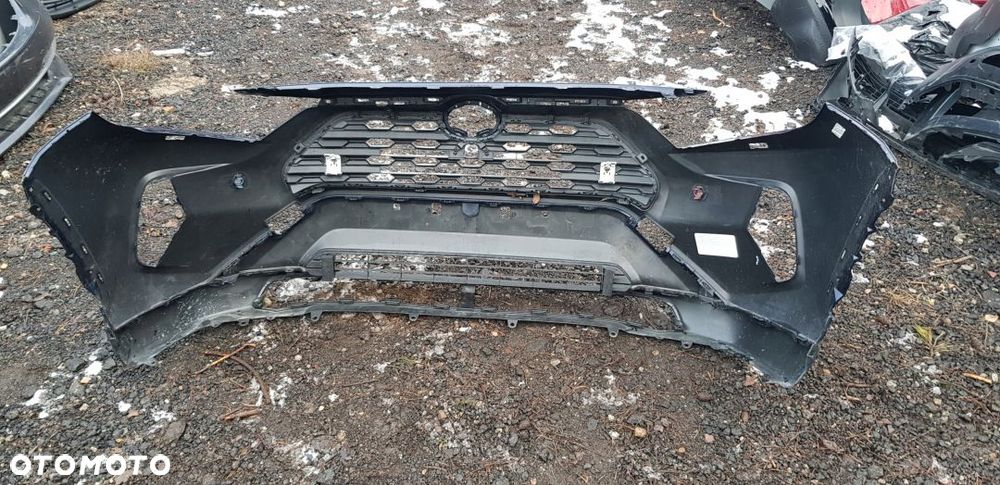 toyota rav4 2019 zderzak przod ładny - 2