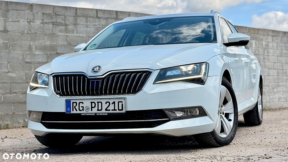 Skoda Superb 2.0 TDI DSG Premium Edition - 1