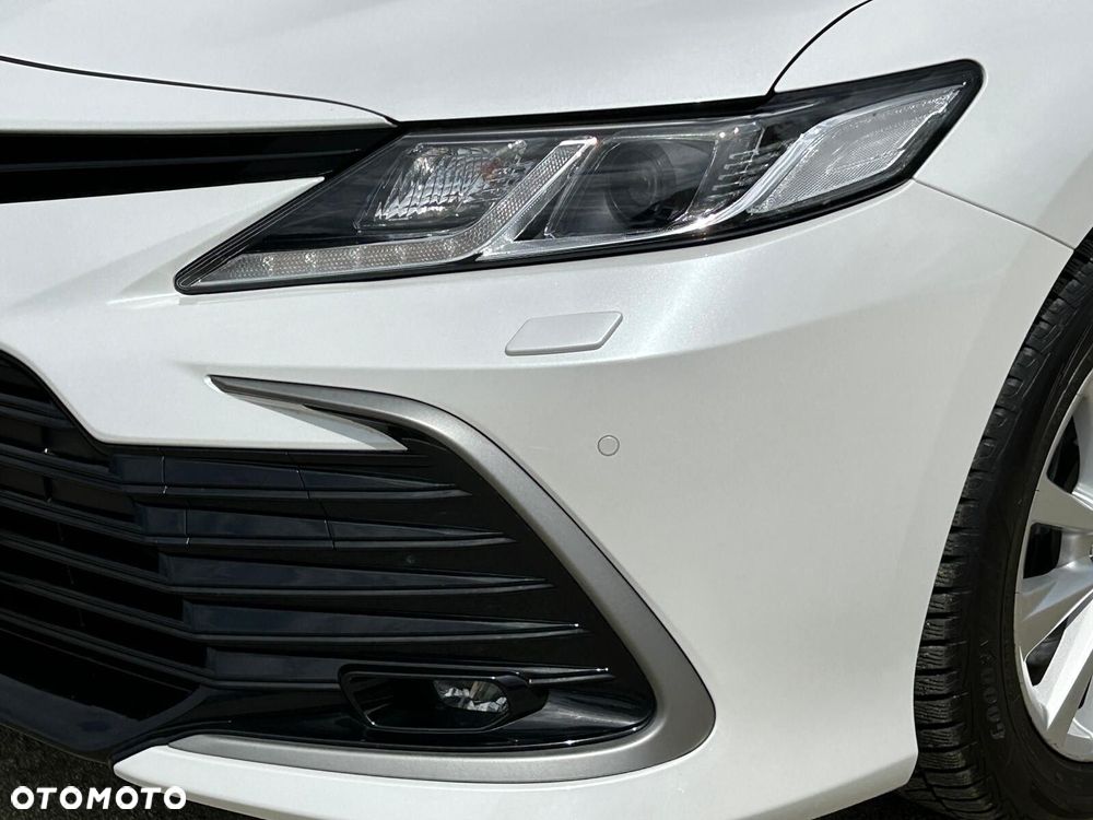 Toyota Camry 2.5 Hybrid Comfort CVT - 35