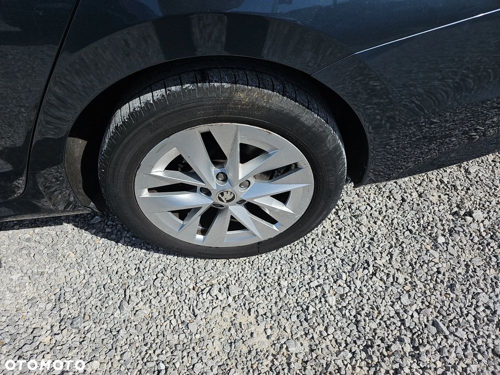 Skoda Octavia 2.0 TDI Ambition DSG - 26
