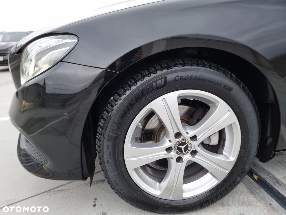 Mercedes-Benz Klasa E 220 d 9G-TRONIC Avantgarde - 6